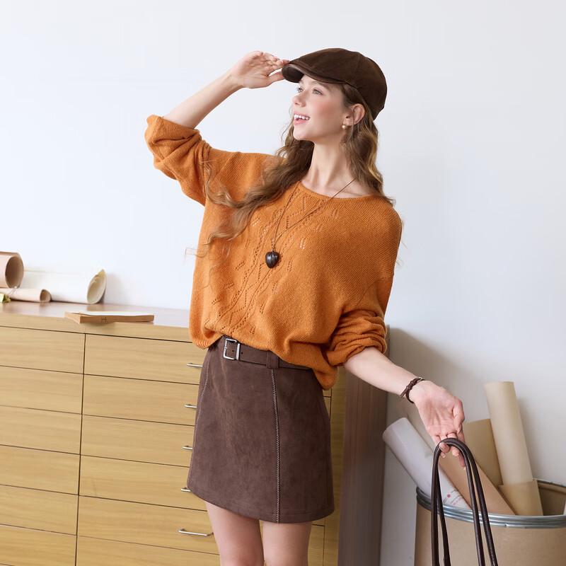 Sancai Hollow Knit Round Neck Pullover Sweater