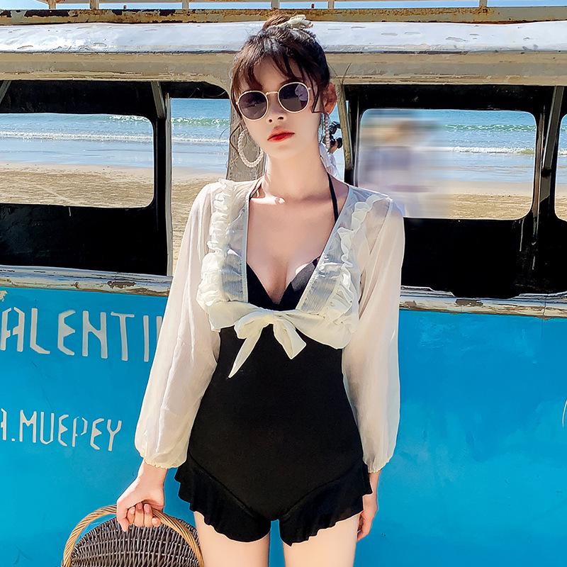 Elegantní zeštíhlující dvoudílné plavky: Zakrývající břicho, konzervativní vílí styl na pláž nebo do horkých pramenů