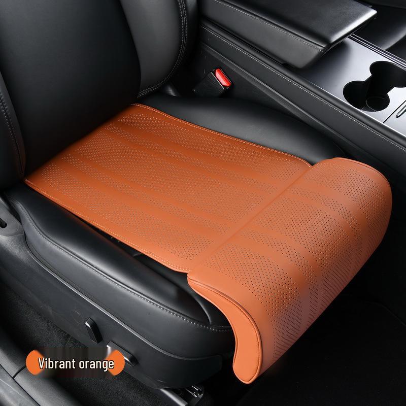Universales Leder-Autositzkissen mit Beinstütze – Perforiert, Atmungsaktiv, Ganzjahresdesign