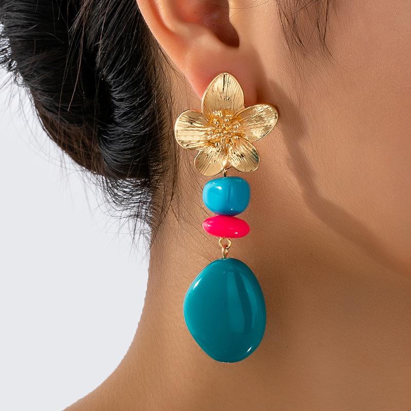 

Metal Flower and Blue Stone Drop Earrings for Women Simple Fashion Ear Jewelry Accessories Hot Sale Party Gift 2025 New Style