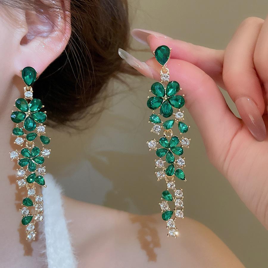 Emerald diamond leaf fringed earrings light luxury stud earrings women's European and American earrings