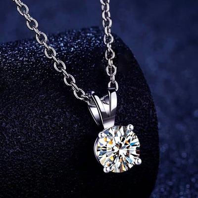 Jewelry Foreign Trade, Popular Fashion Simulation Diamond Eight Hearts Eight Arrows 2 Carat Pendant