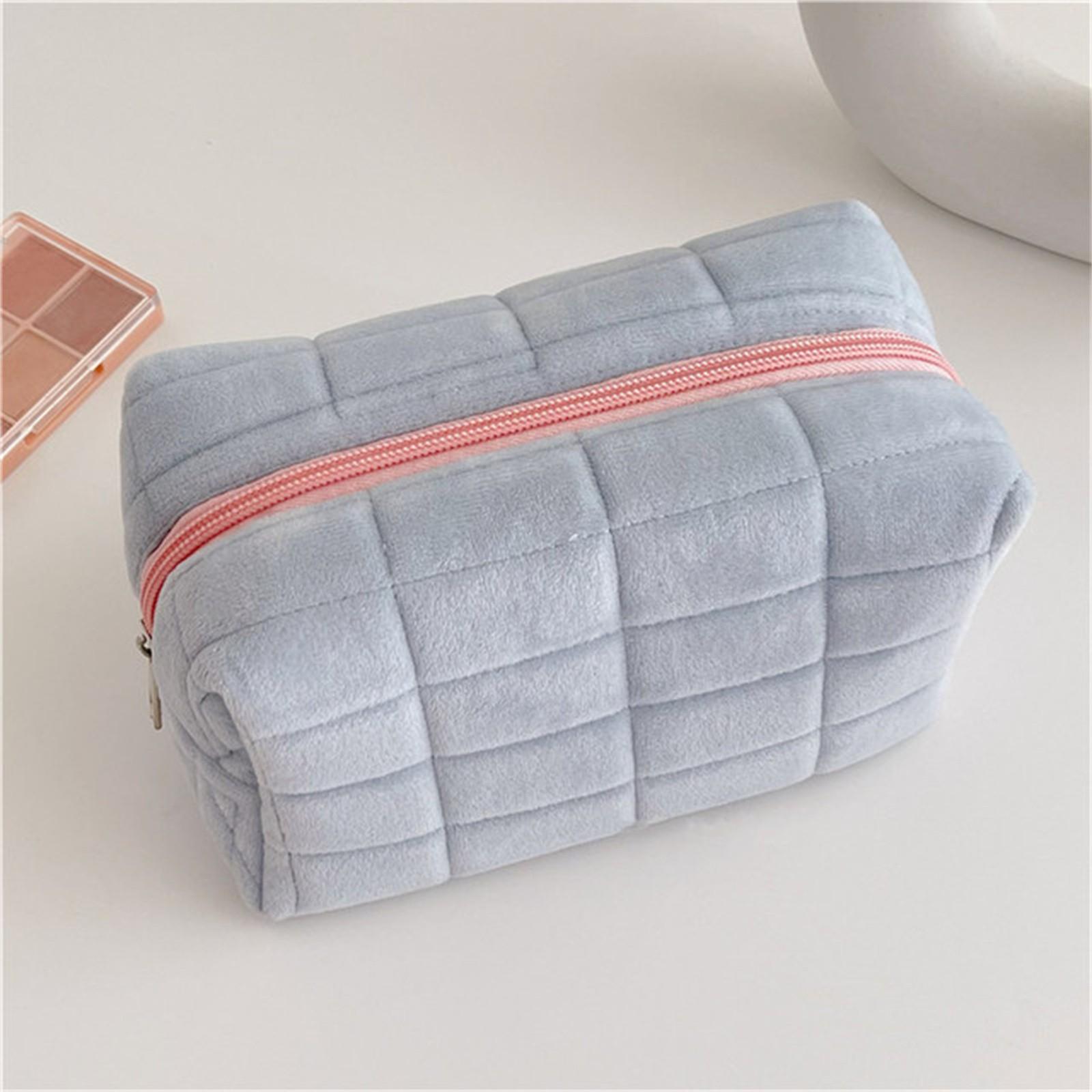 

Cosmetic Storage Bag Large Women Zipper Makeup Organizer Handbag Stationery Pencil Case Travel Make Up Toiletry Punch One Size синий