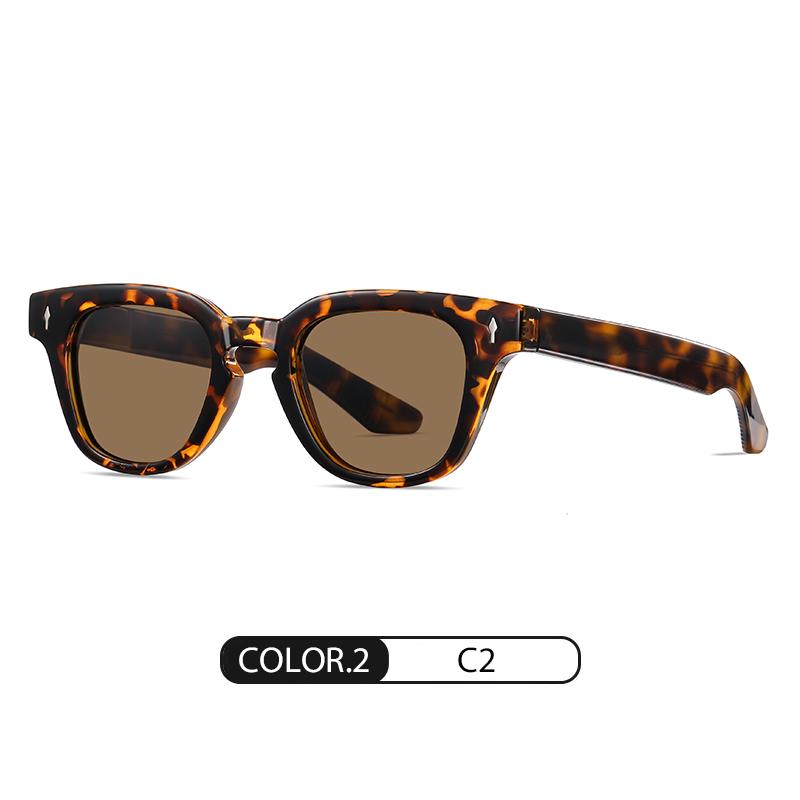 

A Latest pair of retro design sunglasses in Europe and America Blue Light Blocking sunglasses Premium Quality Comfortable Daily Wear