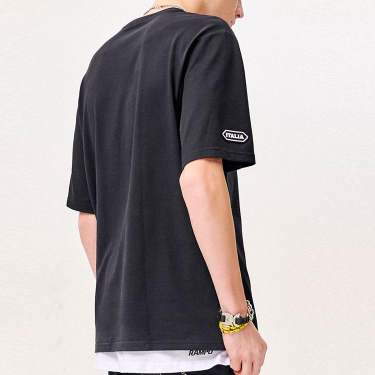 FILA Fusion Multi-Pocket Printed Round Neck Pullover Short Sleeve T-Shirt Men T-Shirts Black T11M123106FBK