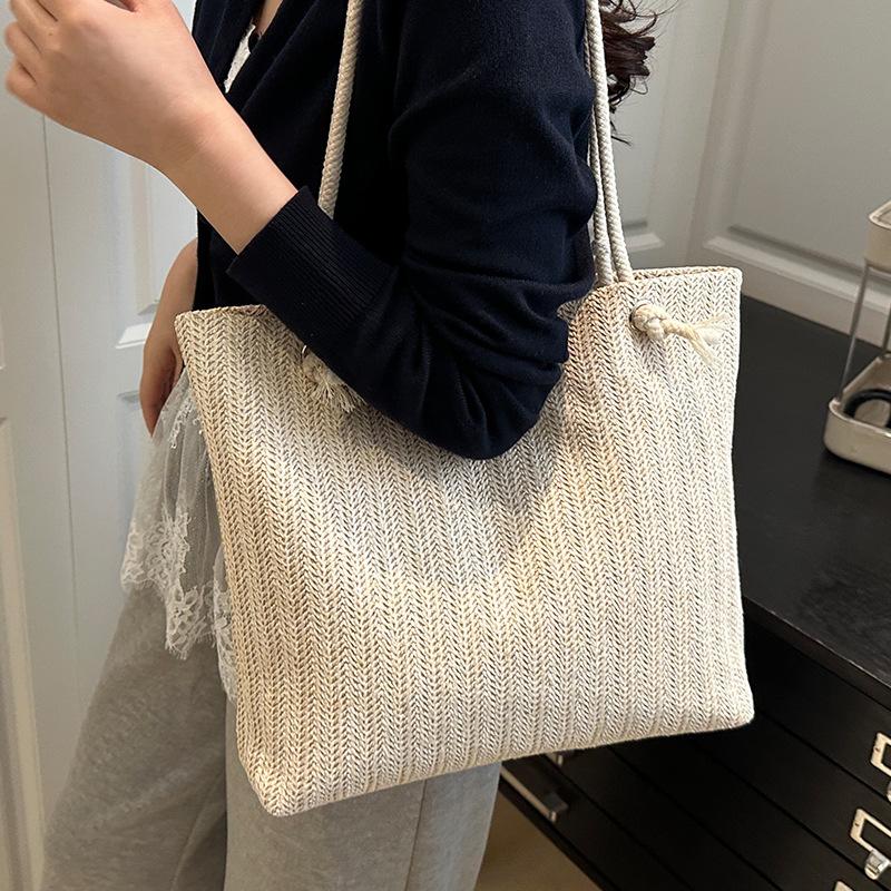 New Trendy Women's Bag Straw Woven Lace One-shoulder Tote Bag for Women Fresh and Literary Knitted Handbags for Women