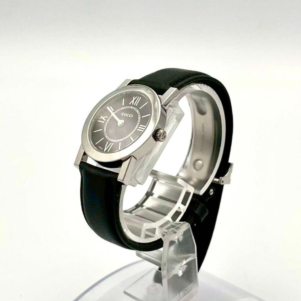 Used 951 New Battery GUCCI 5200L Date Watch Quartz Black Dial Leather Belt Ladies Round