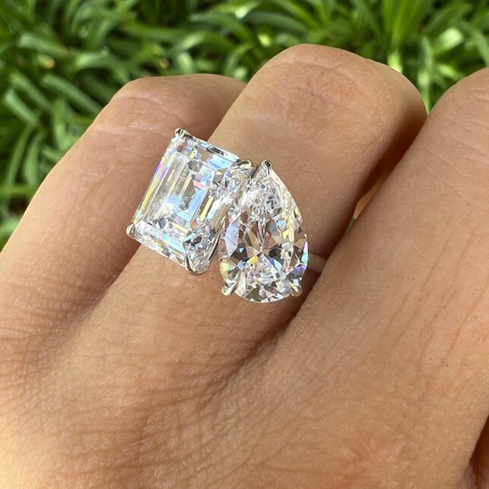 4/6cttw Emerald and Pear Moissanite Ring for Women  CopperTwo Stone Engagement Wedding Bands Toi Et Moi Ring Gifts Jewelry