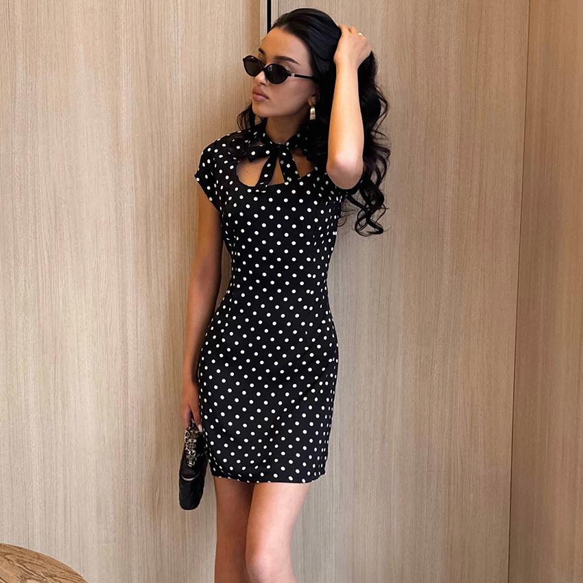 Spring and summer new retro Hong Kong style polka dot dress women's skirt European and American temperament commuting waist skirt