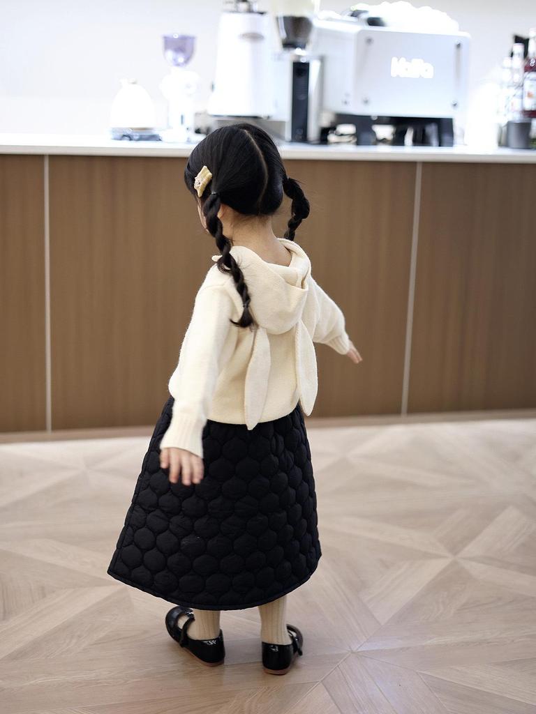 Mädchen-Set 2025 Koreanischer Stil Herbst/Winter – Weißer Kaninchen Pullover