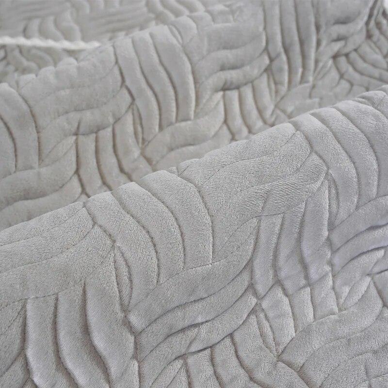 Soft Velvet Sofa Cover Solid Colour Thickened Living Room Sofa Cover Warm Jacquard Non-Slip Plush Sofa Back Cover Armrests Cover