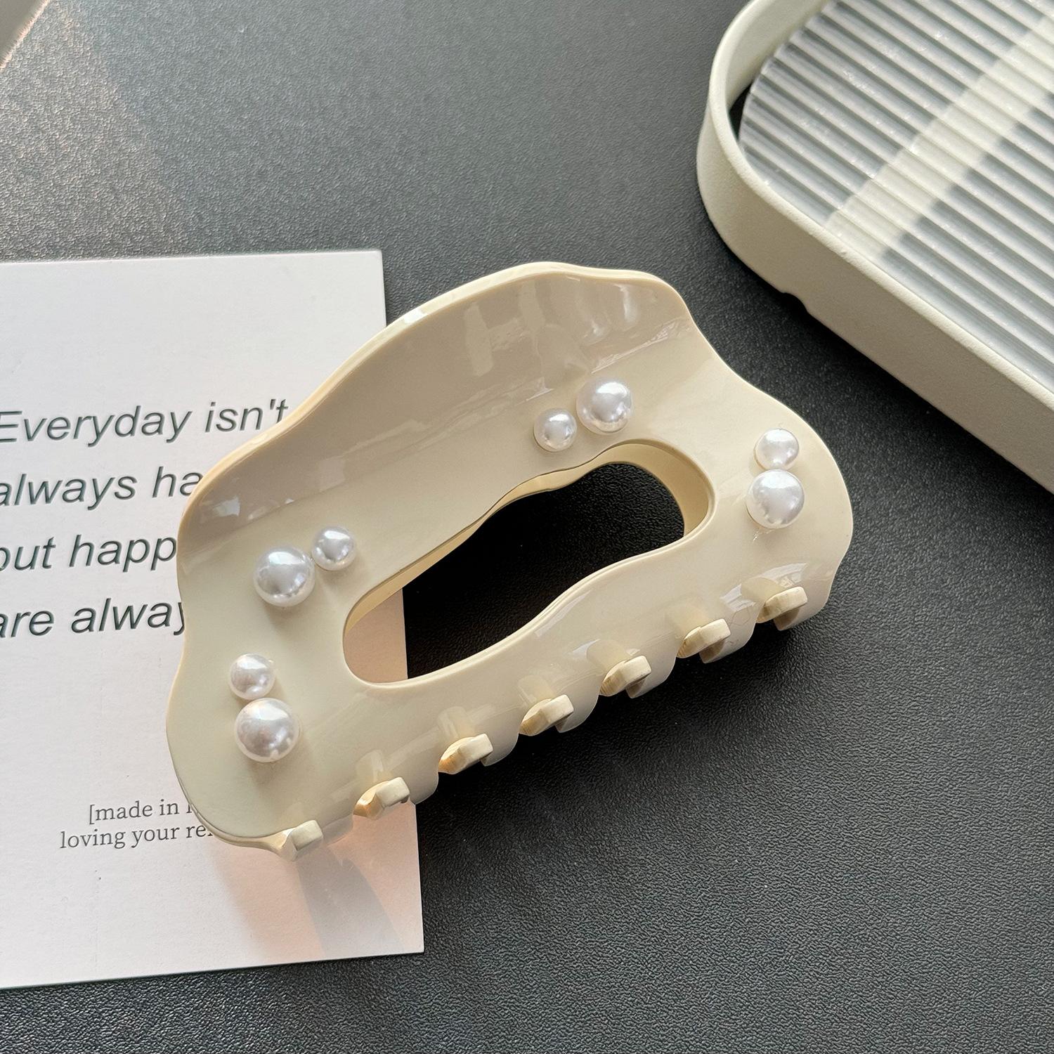 

Трендовые ацетатные заколки для волос с элегантным жемчужным акцентом для модных женщин разных размеров Cream Small