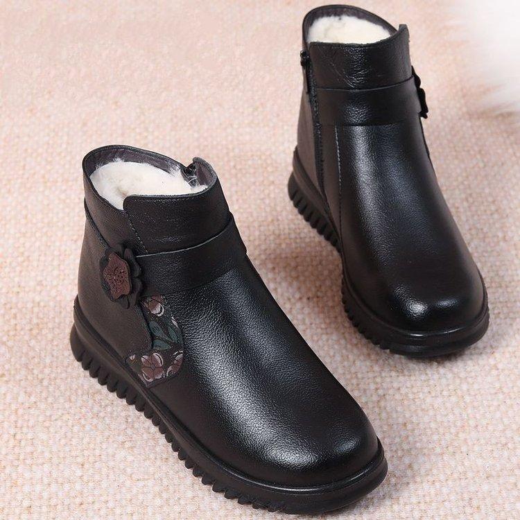 Winter cotton shoes soft leather velvet warm middle-aged and elderly women's short boots flat non-slip elderly grandmother shoes