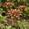 Dekorative Gartenakzente Vintage Rostige Blumenstatuen Pfahl