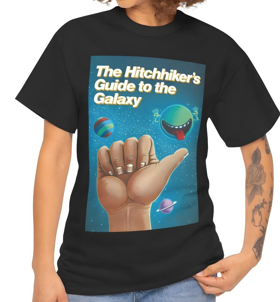 

The Hitchhiker s Guide to the Galaxy Art (1981) T-Shirt Sci-Fi Comedy S