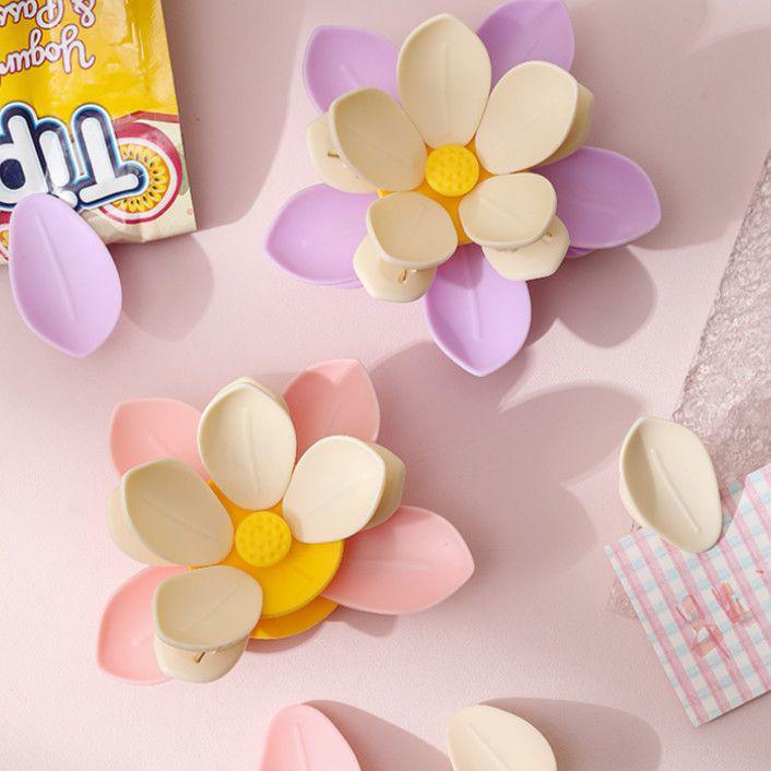 Lotus Magnetic Double-Layer Sealing Clip for Kitchen Bags - Moisture-Proof, High-Value Fridge Magnet