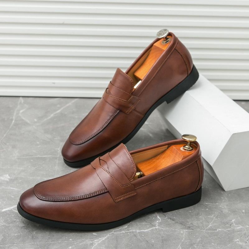 Fashion Designer New British Men's Pointed Slip On Patent Leather Shoes Male Penny Loafter Moccasins Wedding Prom Homecoming Footwear