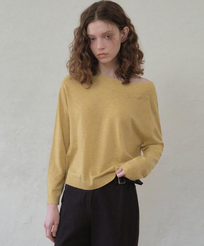 Aueonoseuteljia Lettering Boatneck Knit_Vintage Yellow(Oc26Kn17)