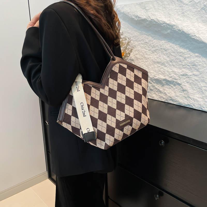 Geometric Check Chic Colorblock Shoulder Bag For Women Perfect For Commuting And Casual