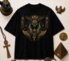 T-shirt Grafica Gatto Egizio Bastet – Maglietta Stile Anubi Oro Vintage