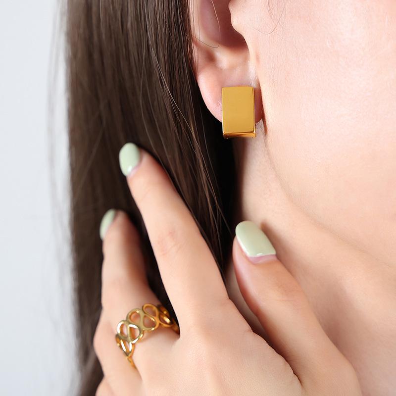 Gold Square Earrings - Stylish & Versatile Ins-Inspired Design for Women
