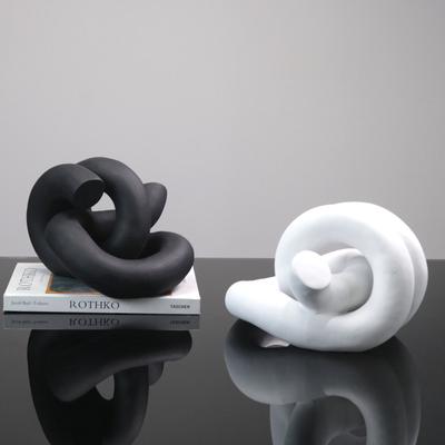 Einfaches, modernes Schwarz-Weiß-Harz, kreatives Wickelornament-Modell für Wohnzimmer, Couchtisch, Arbeitszimmer, Schreibtischdekoration