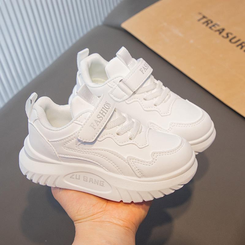 Lightweight girls' sneakers, new spring and autumn fashion versatile children's casual shoes, elementary school boys' shoes