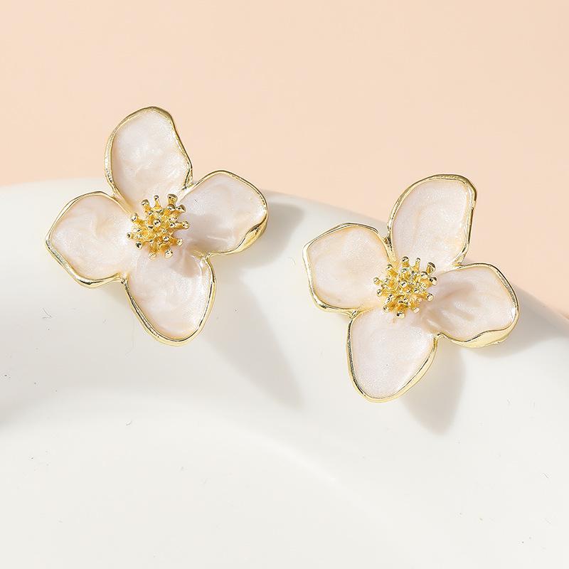 Eco-Friendly Alloy Retro French Four-Petal Flower Stud Earrings - Exquisite High-End Jewelry