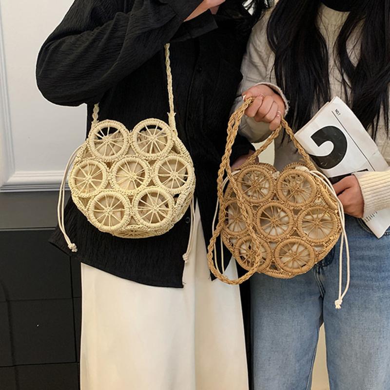 Summer Beach Straw Weave Bags Retro Cutout Crossbody Bags Travel Beach Straw Small Shoulder Bags For Women All-match Casual