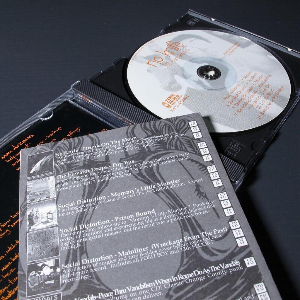 [USED] No Knife Hit Man Dreams