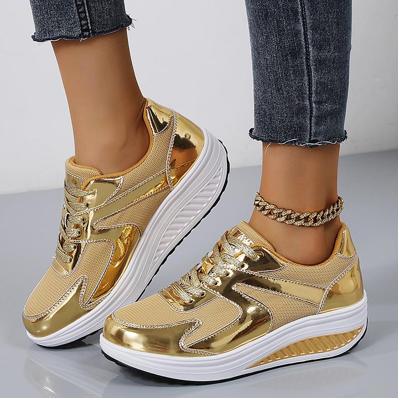 Women's Mesh Breathable Thick-Soled Dad Shoes, Height-Increasing Rocking Sneakers, Casual Sports Style, Available in Sizes 41-42.