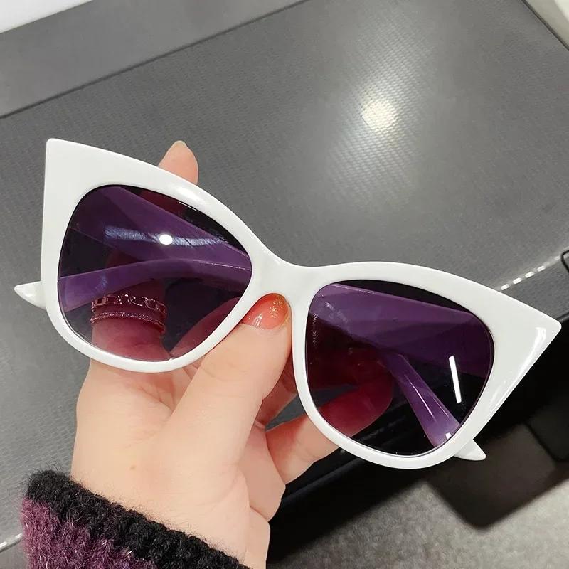 New Cat Eye Sunglasses Woman Fashion Big Frame Cat Sun Glasses Female Retro Shades Uv400 Black White Color