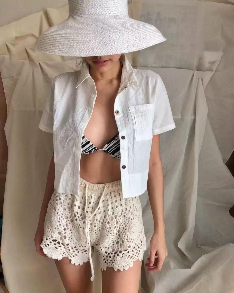 Women's Lace Hollow-Out A-Line High Waist Wide-Leg Three-Quarter Sports Shorts - Summer Anti-Exposure Style