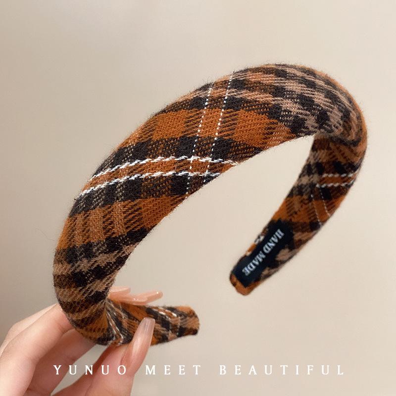 Academy Plaid Sponge Headband - Retro Korean & Japanese Style Hair Accessory.