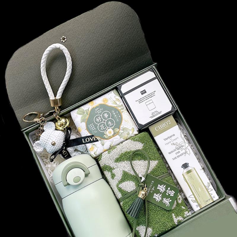 Yisanwei Employee & Company Event Gift Box Set