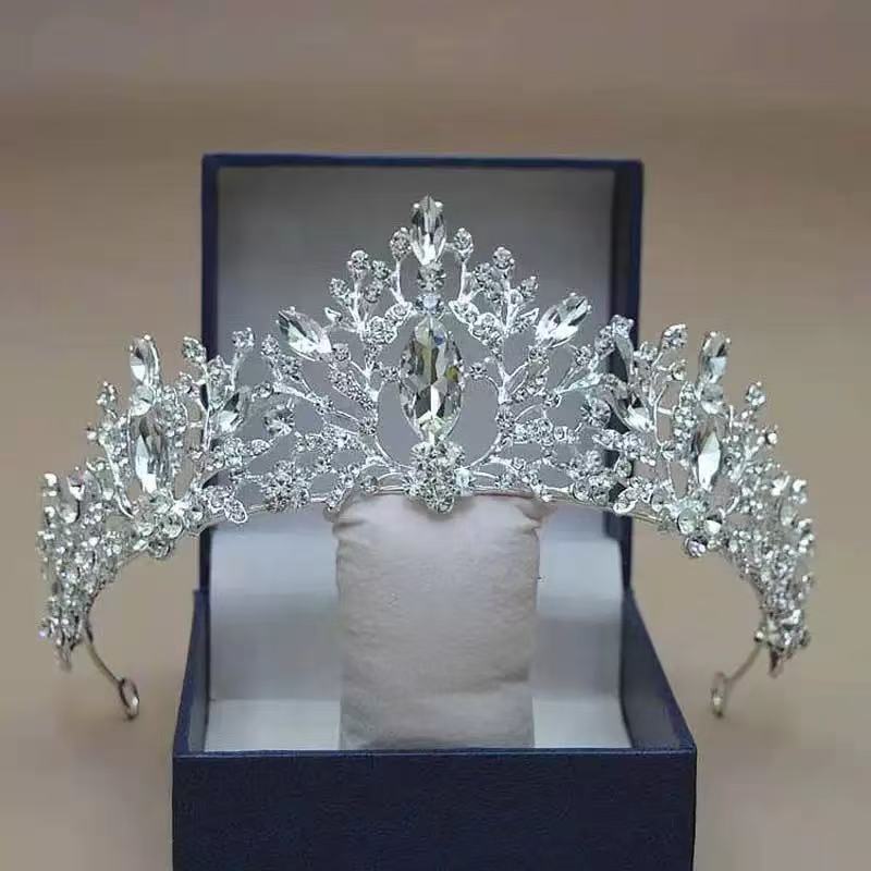 

Корейский стиль Ретро Сплав Стразы Корона Головной убор Свадебное платье невесты Свадебные аксессуары Декоративные украшения Украшения для волос и Короны для волос