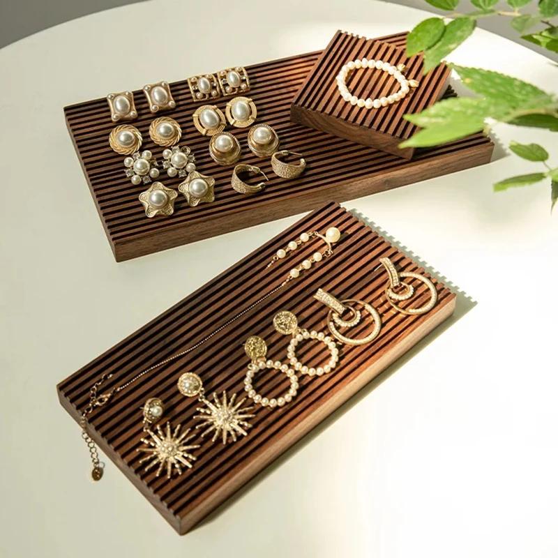 Creative Walnut Earrings Display Holder Retro Luxury Design Solid Wood Jewelry Showcase Stand Live Shooting Props Jewelry Art Display Background Board