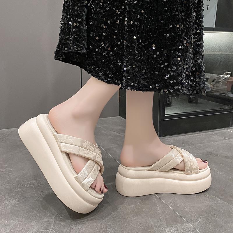 Fashion Summer Chunky Sandals New Women's Thick Bottom Wedge Heels Slides 7CM High Heels Platform Leather Casual Beach Flip Flops Woman
