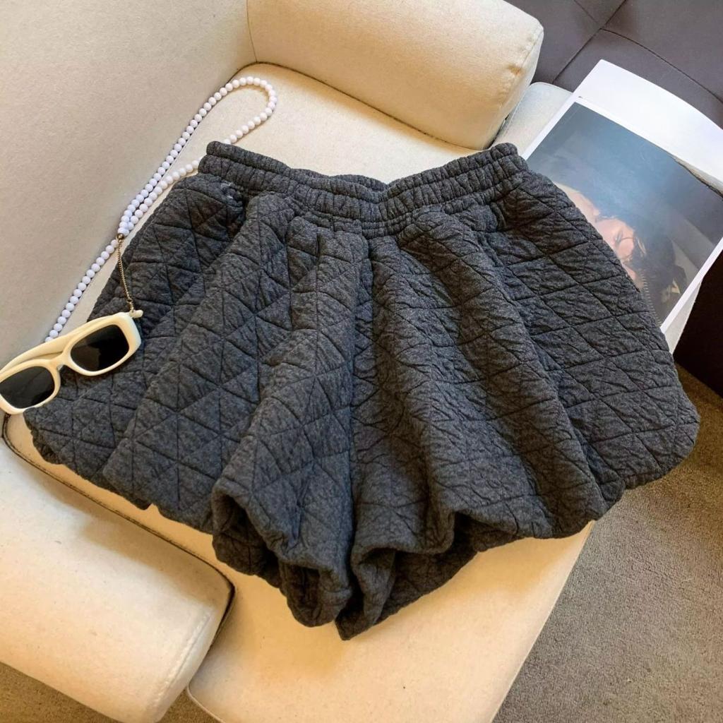 Korean Temperament Rhombic Bud Casual Pants Women's Autumn and Winter Fashion Loose Thick Wide-leg Pants Shorts