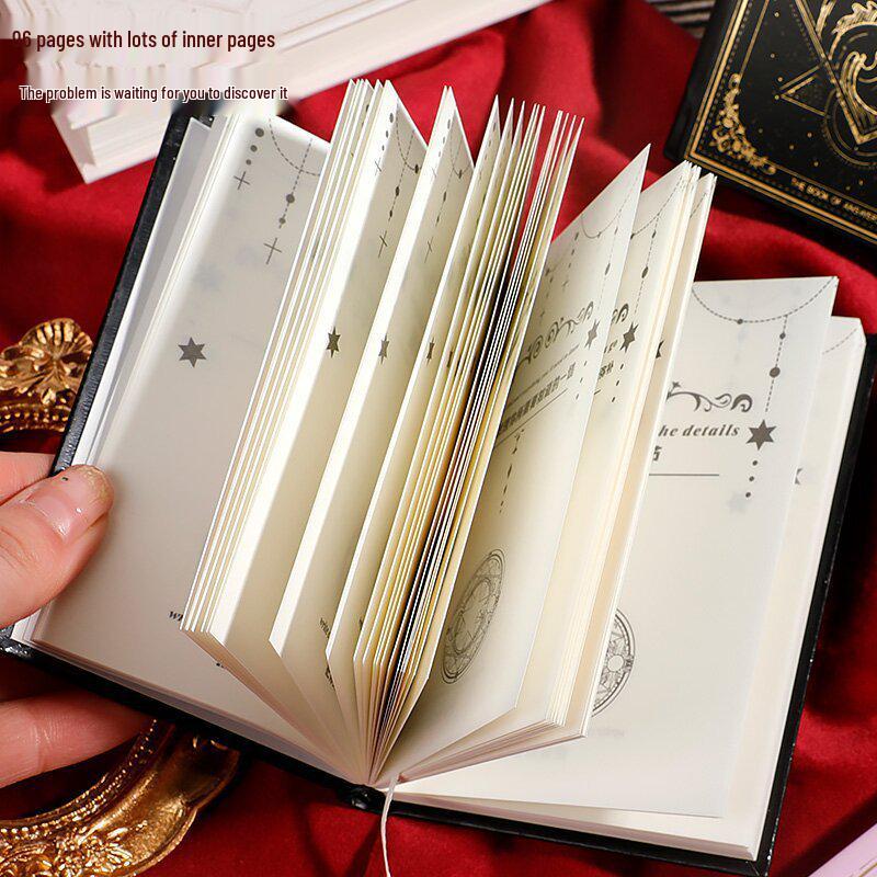 Mysterious Answers: Student Diary & Prophecy Notebook - Chinese Edition (Hardcover)