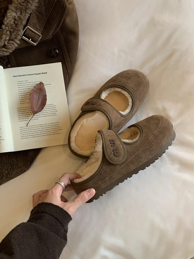 Grape Mother of the Same Style, Cute Velcro Warm Half Drag Ugly Cute Wool Mary Jane Mao Mao Single Shoes Autumn and Winter