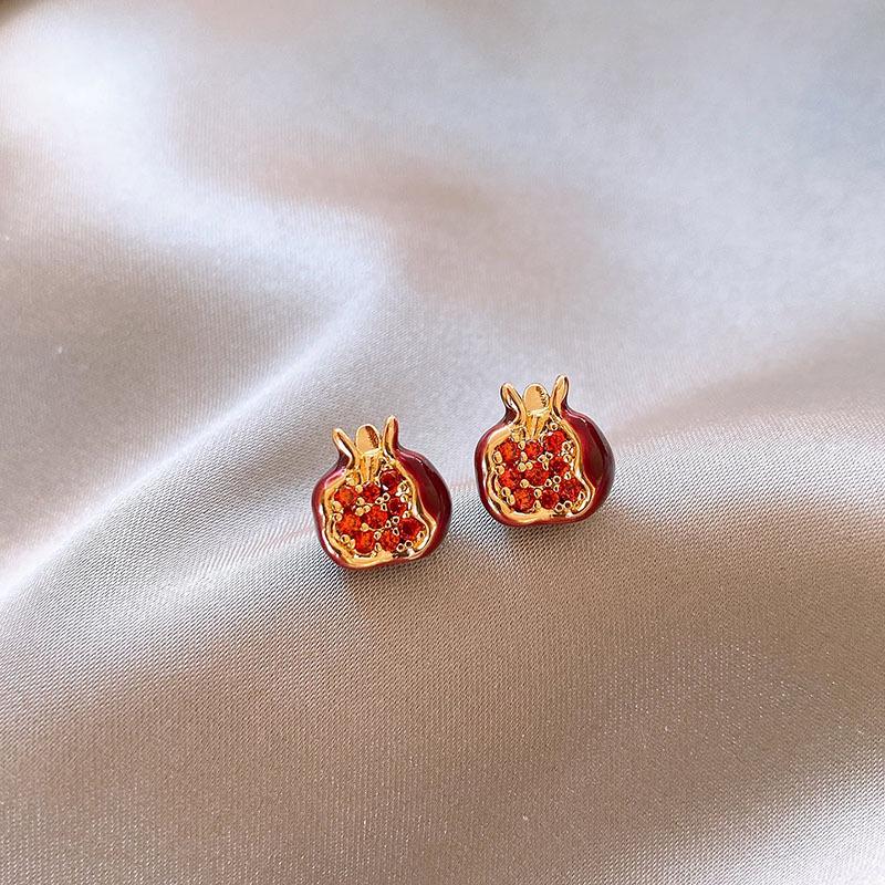 Vintage Enamel Diamond Pomegranate Stud Earrings: Luxurious, High-End, and Versatile Design.