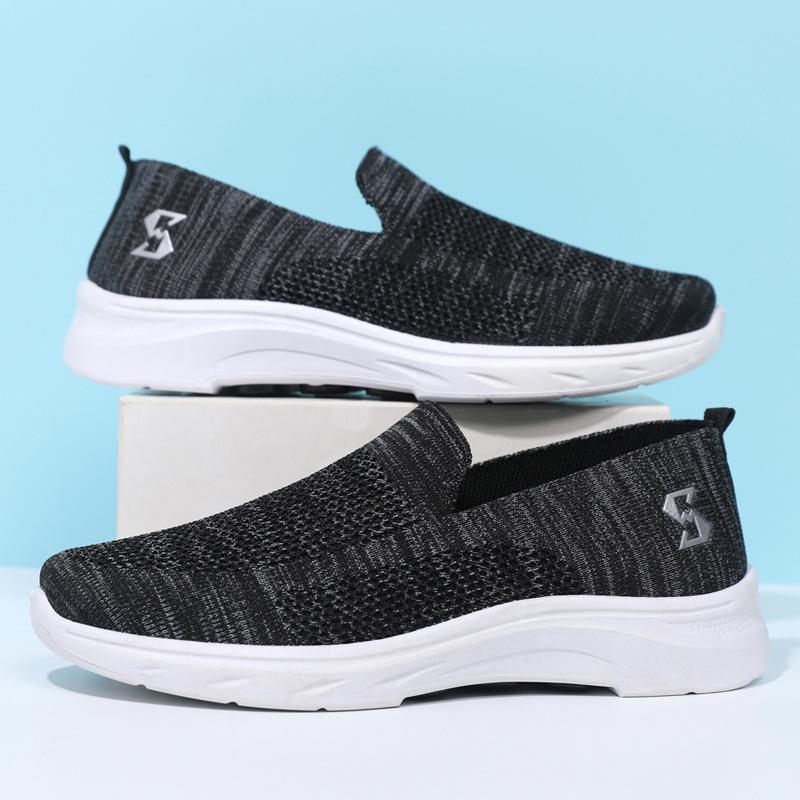Everyday casual shoes are comfortable soft breathable and lightweight mom shoes in autumn 45 2380₽
