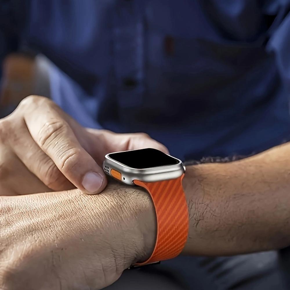 Bracelet en Silicone à Fermoir Magnétique Motif Fibre de Carbone pour Apple Watch Séries 1-9/Se/Ultra, Taille Universelle pour les Modèles 38mm à 49mm