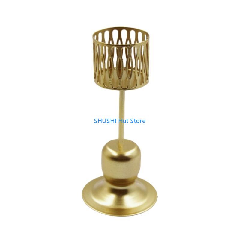 European Metal Holders Candlestick Fashion Wedding Table Stand Exquisite Candlestick Christmas Table Decor D57B