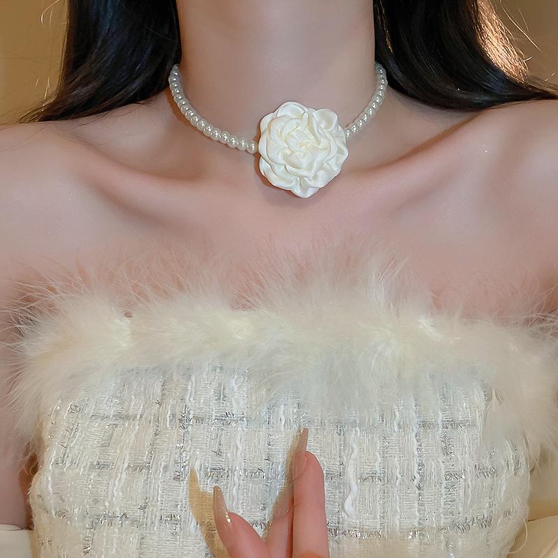 Collana con Perline per Clavicola Resort Bohemien - Accessorio di Moda di Lusso Leggero di Alta Gamma