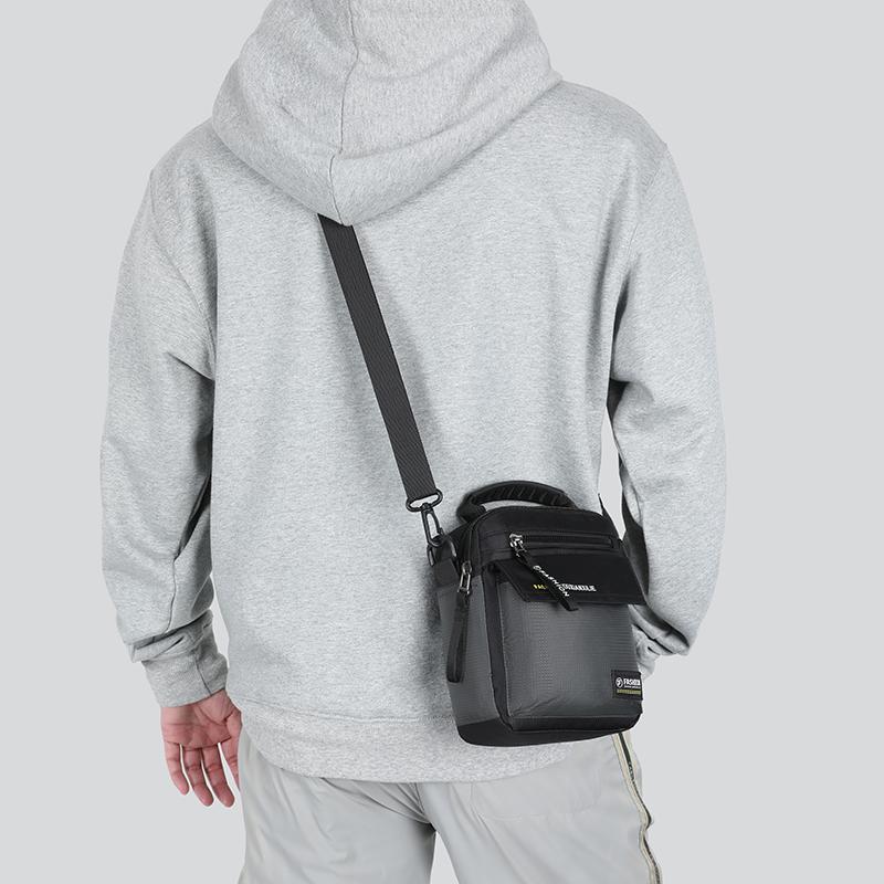 2024 neue Schulter Messenger Bag Casual Herrentasche tragbare Aktentasche Nylon wasserdichte Outdoor-Tasche Mann Messenger Bags Handtaschen