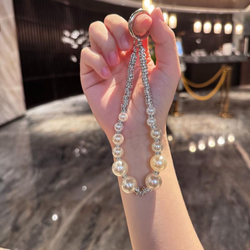 Ins High-end Super Sparkling Diamond Studded Keychain Pendant Versatile Anti Drop Chain Shaped Pearl Knot Mobile Phone String I