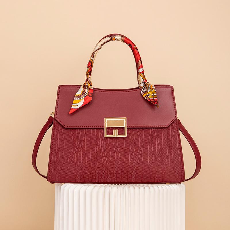 

Подарок на день рождения, сумка класса люкс, женская сумка 2025 новая модная и универсальная модель для матери среднего возраста, сумка-мессенджер тренд бордовый