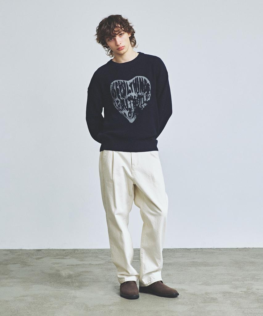 KNITTED Vintage Heart Round Knit Navy